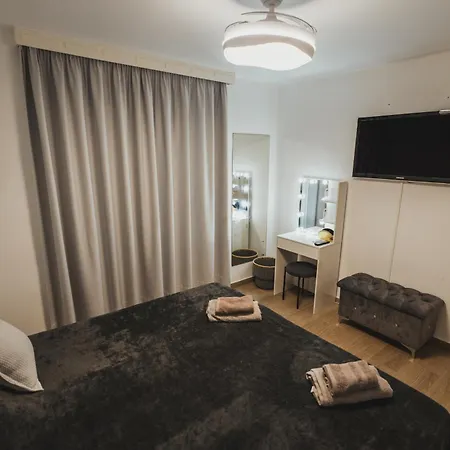 Parque Santiago 1 Parterowy Pool View 008 Alejandro *